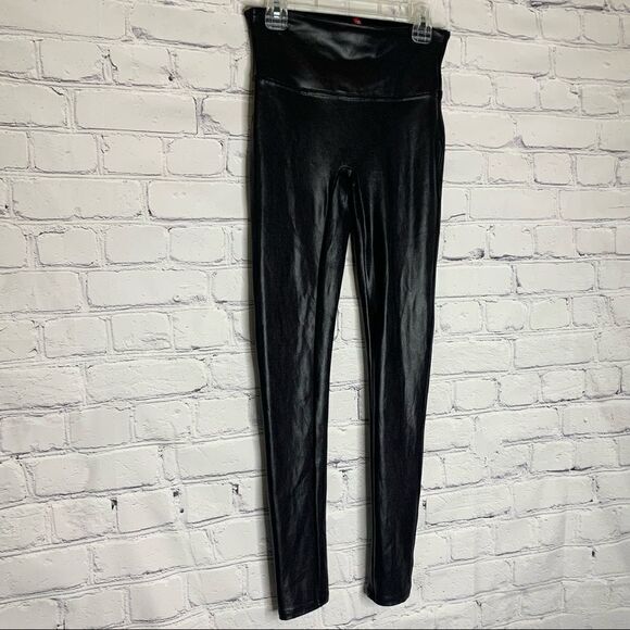 Spanx black faux leather leggings - Picture 4 of 16